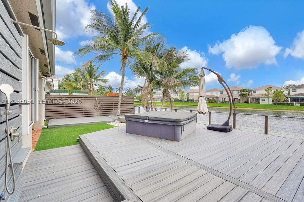 Real estate property located at 11258 47th Ln, Miami-dade, Biarritz Sub Phase 2, Doral, FL