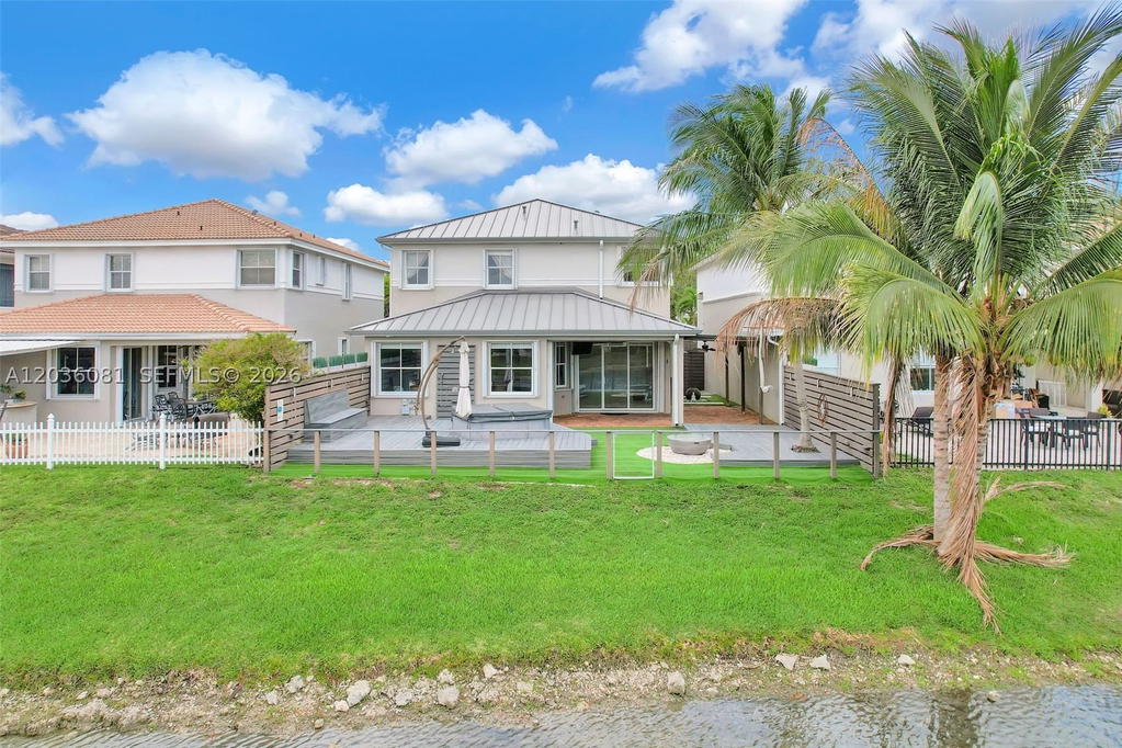 Real estate property located at 11258 47th Ln, Miami-dade, Biarritz Sub Phase 2, Doral, FL