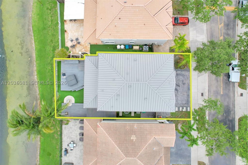 Real estate property located at 11258 47th Ln, Miami-dade, Biarritz Sub Phase 2, Doral, FL