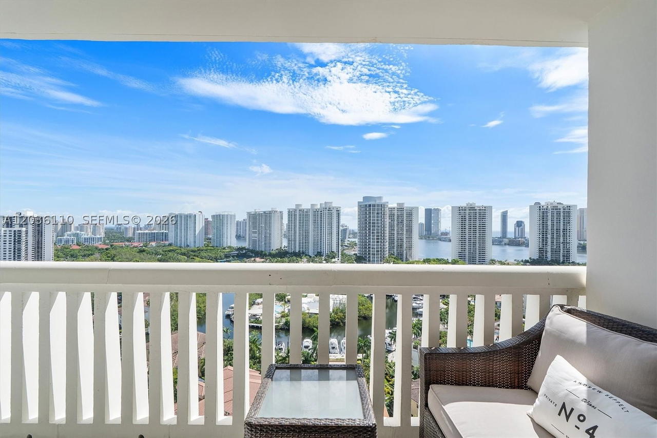 Real estate property located at 1000 Island Blvd #2307, Miami-dade, 1000 Isl Blvd Williams Is, Aventura, FL