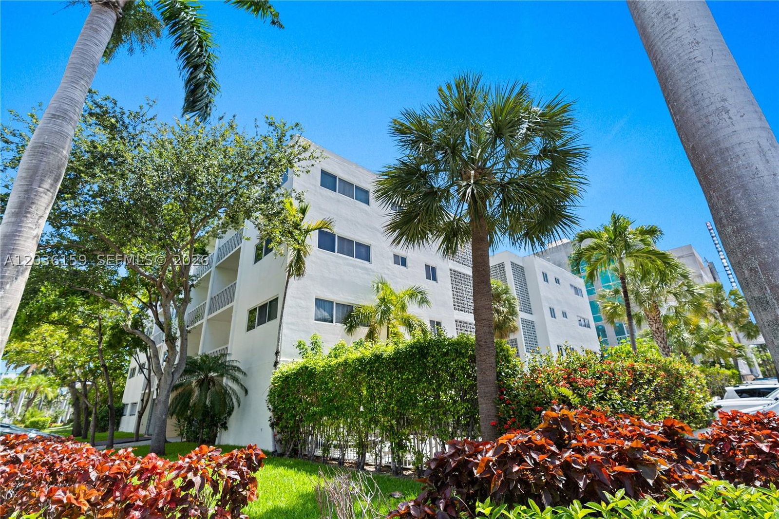 Real estate property located at 10001 Bay Harbor Dr #202, Miami-dade, Ambassador Place Condo, Bay Harbor Islands, FL