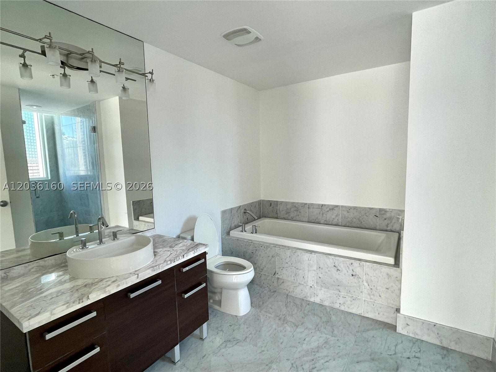 Real estate property located at 253 2nd St #2108, Miami-dade, Vizcayne South Condo, Miami, FL