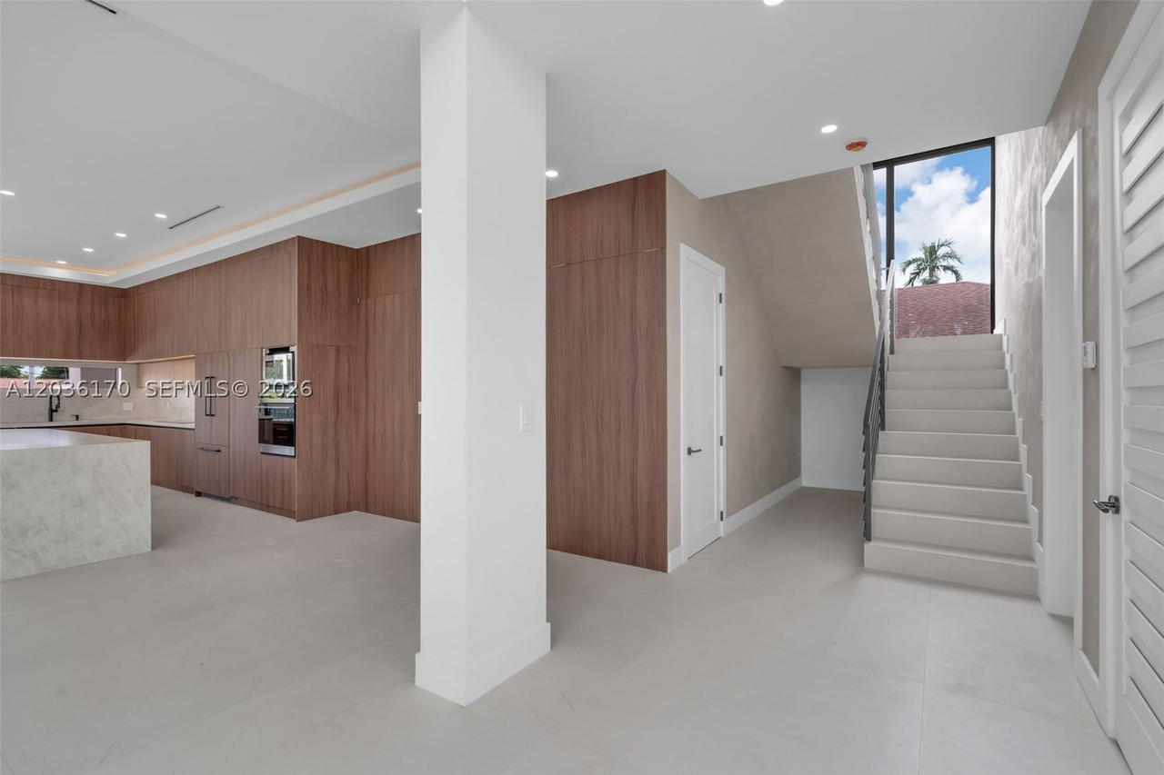 Real estate property located at 6438 23rd St, Miami-dade, Tamiami Acres Plan 2, Miami, FL