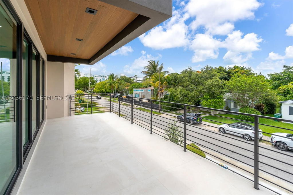 Real estate property located at 6438 23rd St, Miami-dade, Tamiami Acres Plan 2, Miami, FL