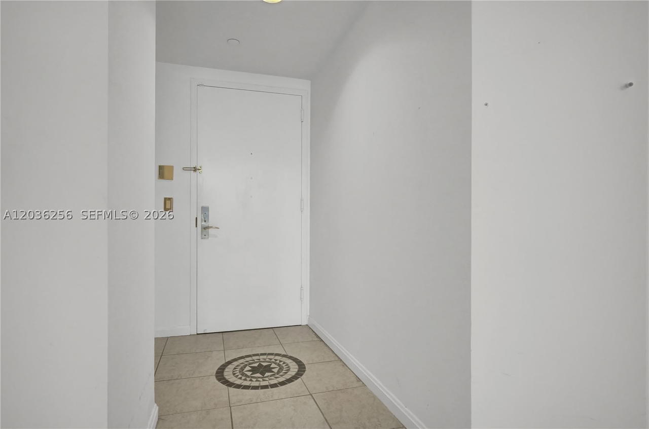 Real estate property located at 4779 Collins Ave #506, Miami-dade, Blue Diamond Condo, Miami Beach, FL