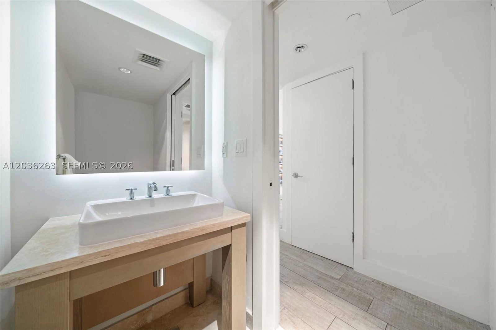 Real estate property located at 102 24th St #1210, Miami-dade, 2399 Collins Avenue, Miami Beach, FL