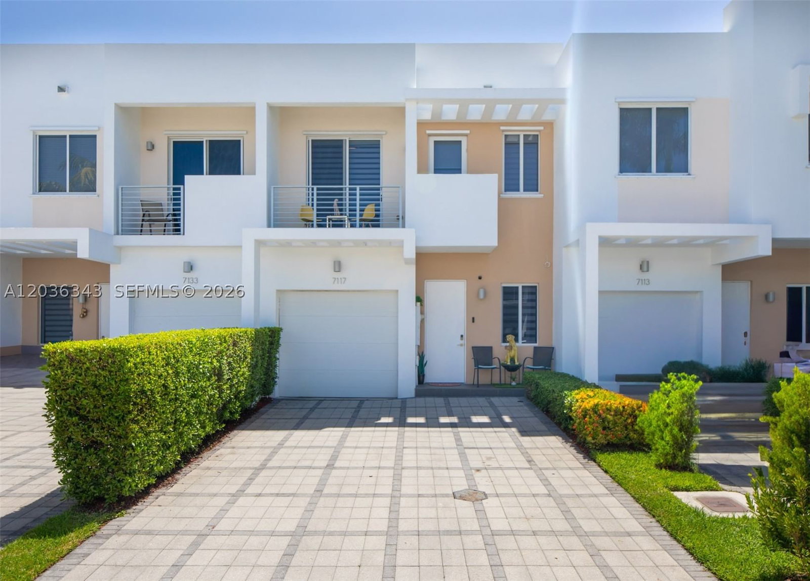 Real estate property located at 7117 103rd Path, Miami-dade, Doral Palms North, Doral, FL