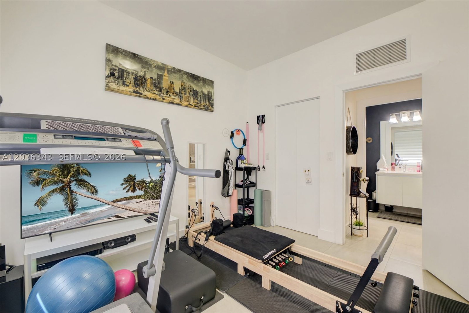 Real estate property located at 7117 103rd Path, Miami-dade, Doral Palms North, Doral, FL