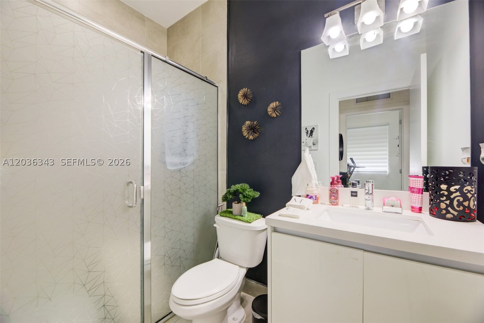 Real estate property located at 7117 103rd Path, Miami-dade, Doral Palms North, Doral, FL