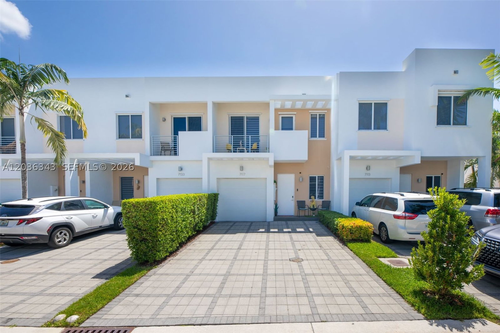 Real estate property located at 7117 103rd Path, Miami-dade, Doral Palms North, Doral, FL