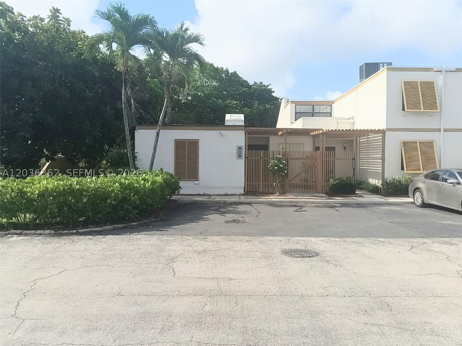 Real estate property located at 1700 131st Place Cir S, Miami-dade, Trail Run Sec 2, Miami, FL