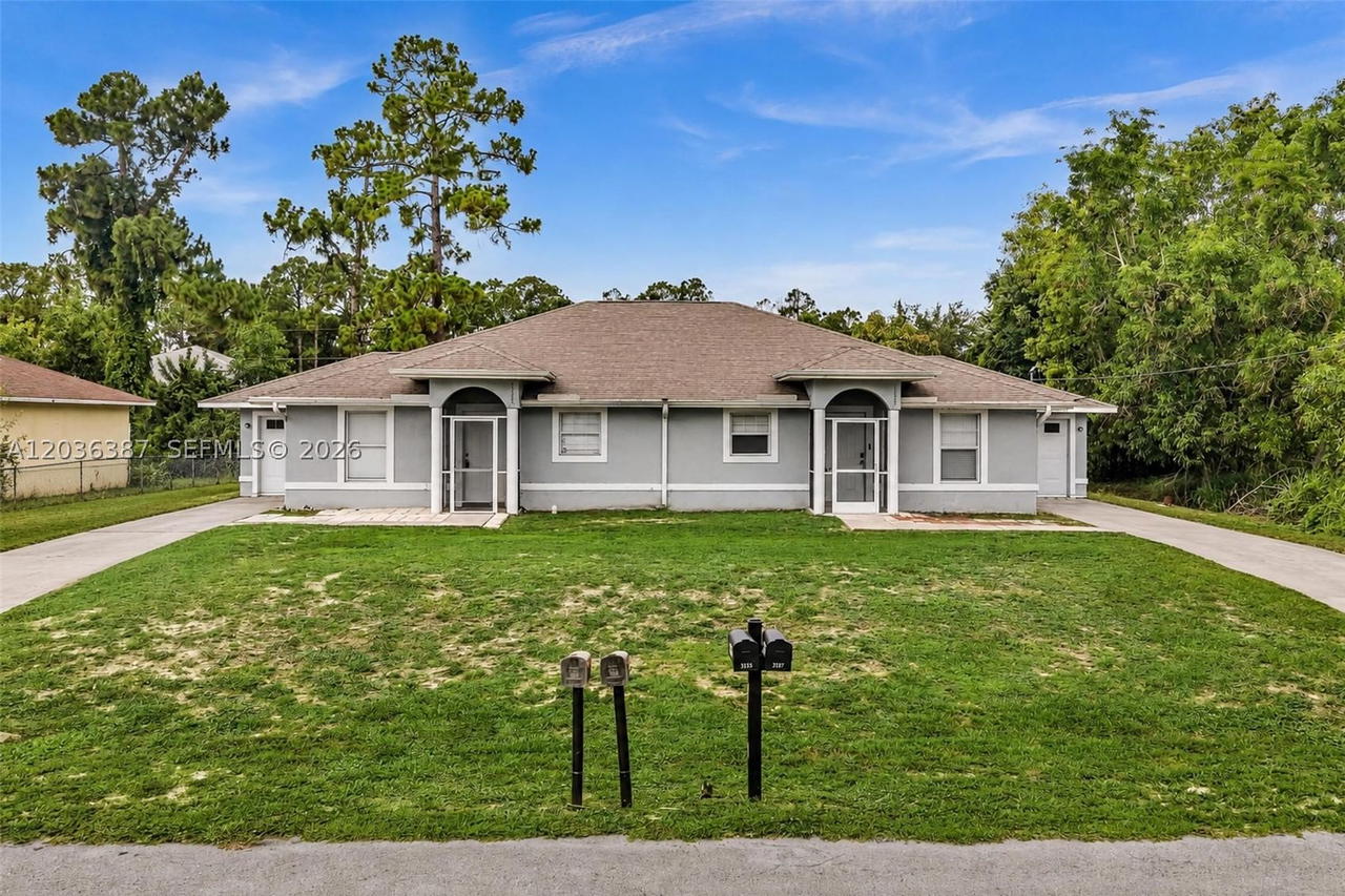 Real estate property located at 5327 30 ST SW, Lee, Lehigh Estates, Lehigh Acres, FL