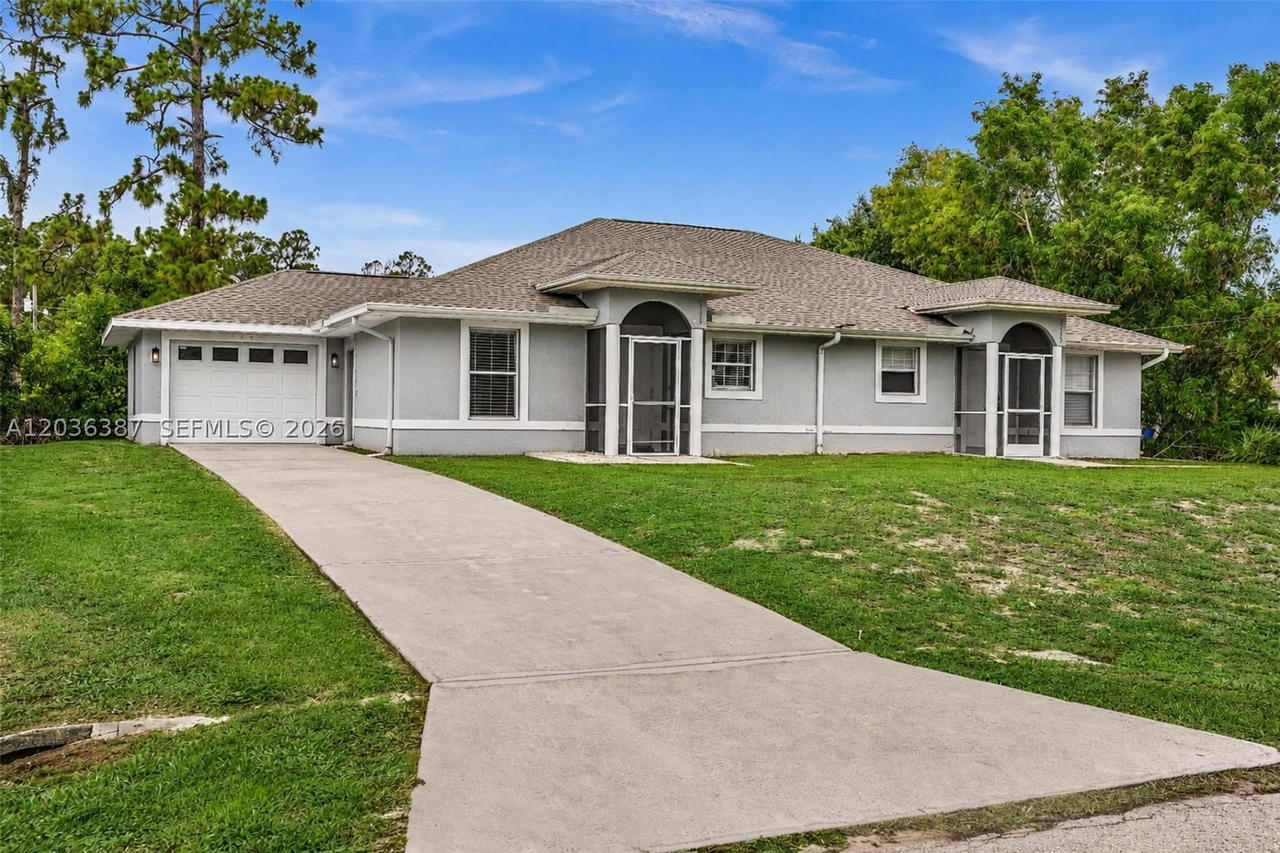 Real estate property located at 5327 30 ST SW, Lee, Lehigh Estates, Lehigh Acres, FL