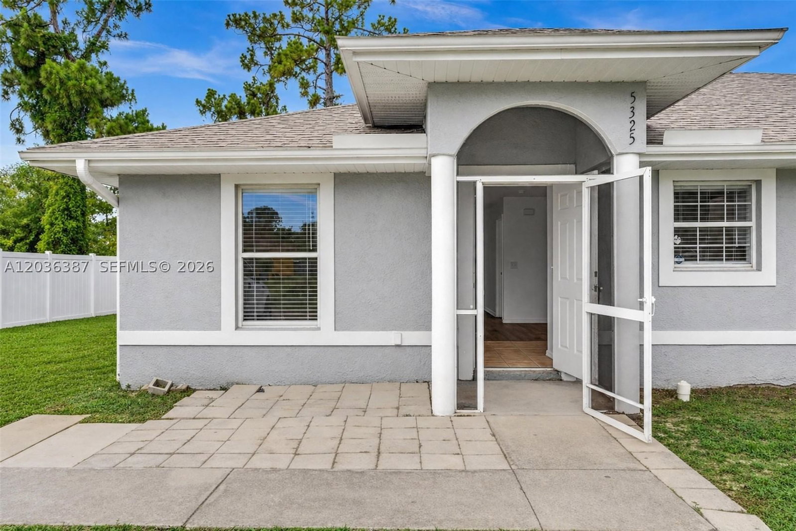 Real estate property located at 5327 30 ST SW, Lee, Lehigh Estates, Lehigh Acres, FL