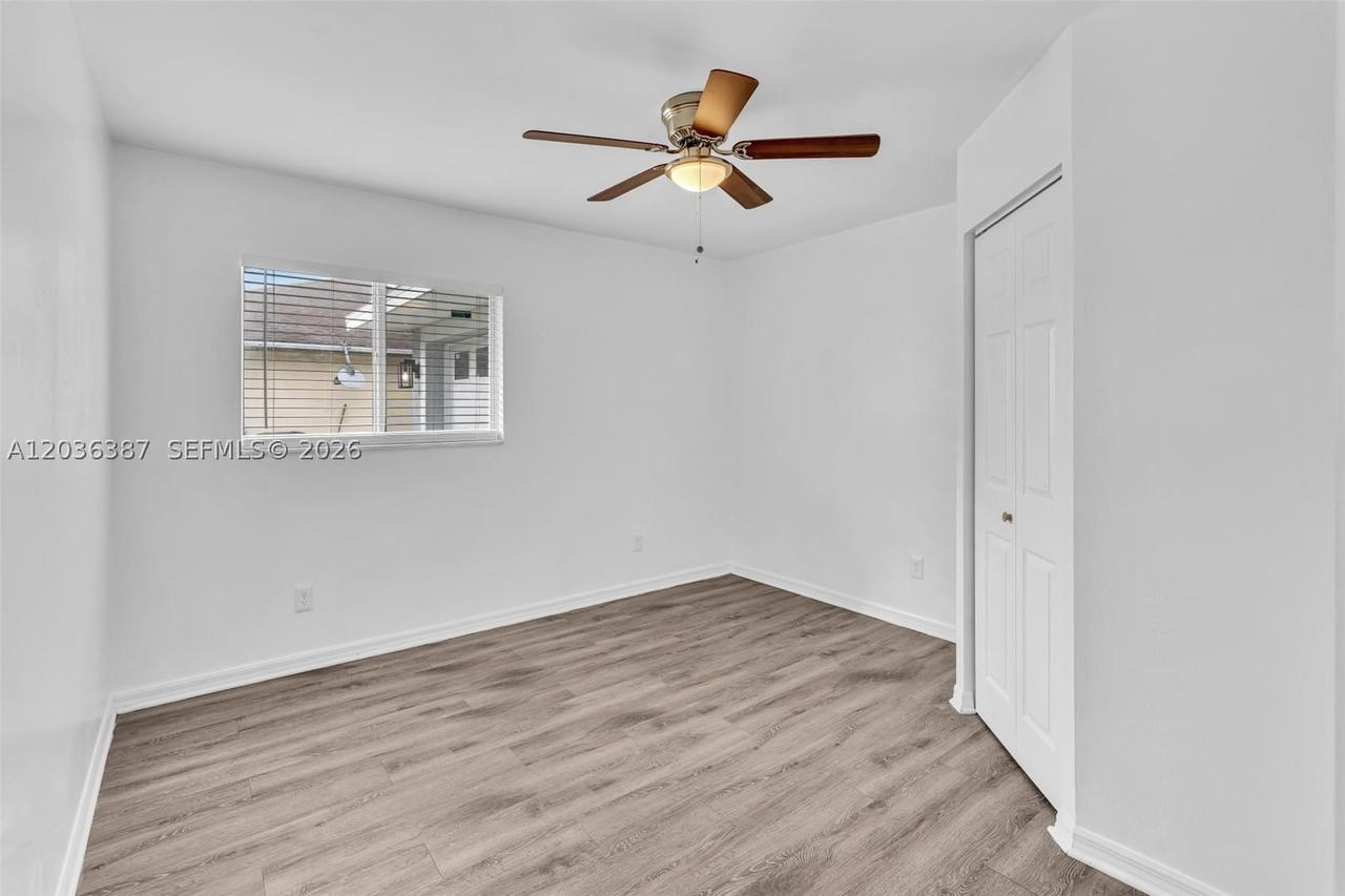 Real estate property located at 5327 30 ST SW, Lee, Lehigh Estates, Lehigh Acres, FL