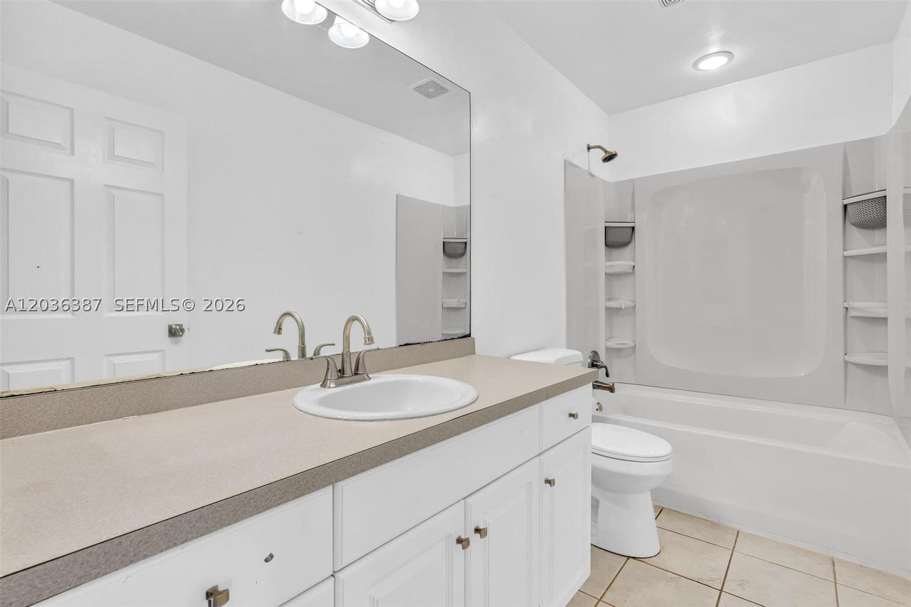 Real estate property located at 5327 30 ST SW, Lee, Lehigh Estates, Lehigh Acres, FL