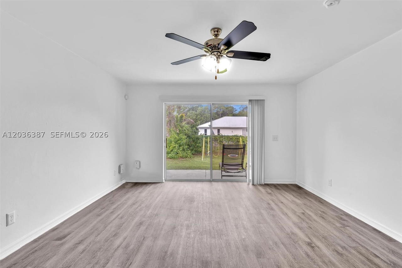 Real estate property located at 5327 30 ST SW, Lee, Lehigh Estates, Lehigh Acres, FL