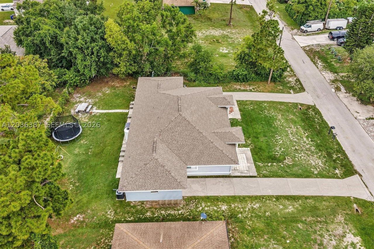 Real estate property located at 5327 30 ST SW, Lee, Lehigh Estates, Lehigh Acres, FL