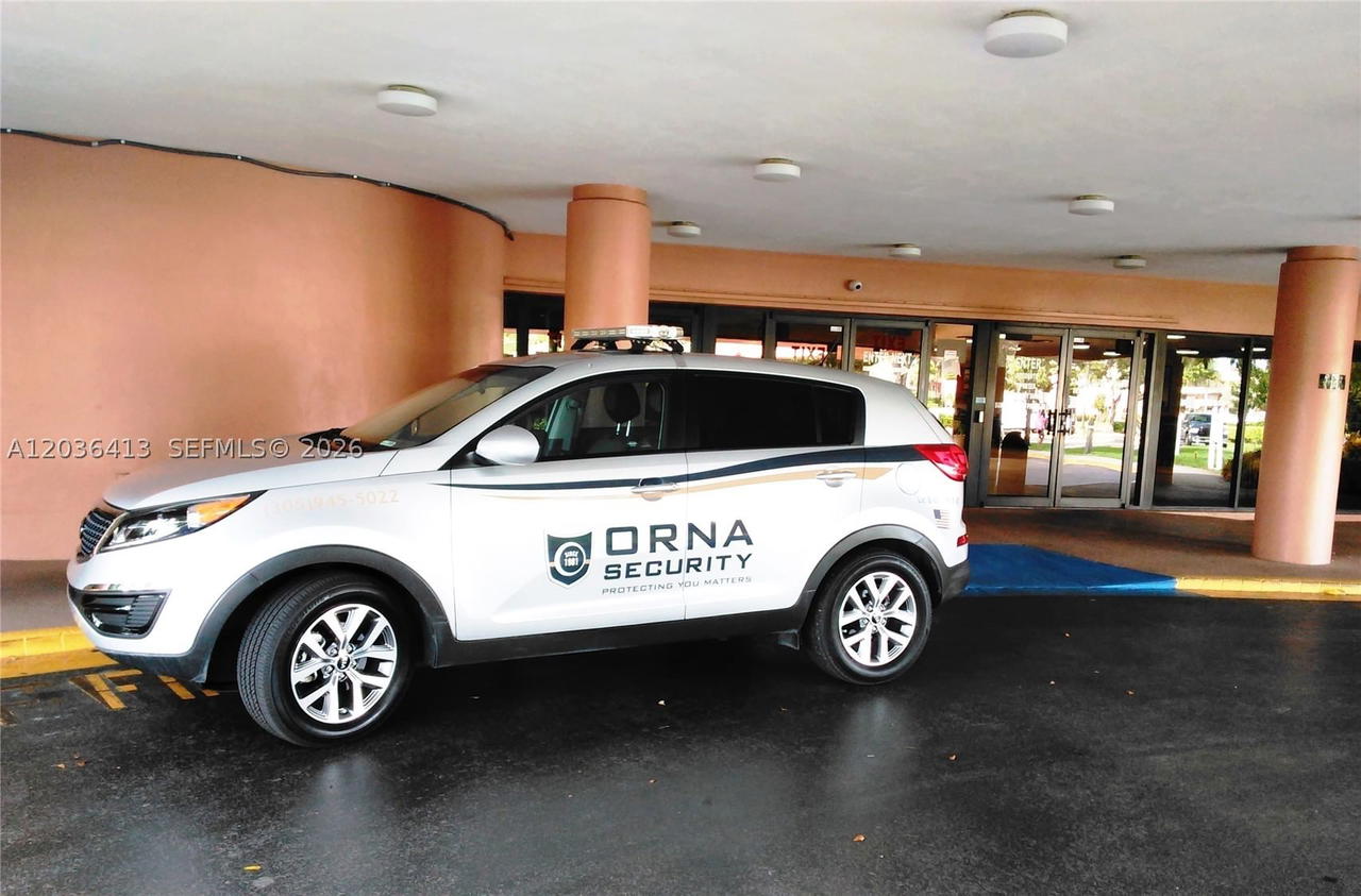 Real estate property located at 9460 Sunrise Lakes Blvd #309, Broward, Sunrise Lakes 132 Condo, Sunrise, FL