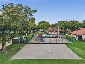 Real estate property located at 9281 Sunrise Blvd, Broward, Jacaranda, Plantation, FL