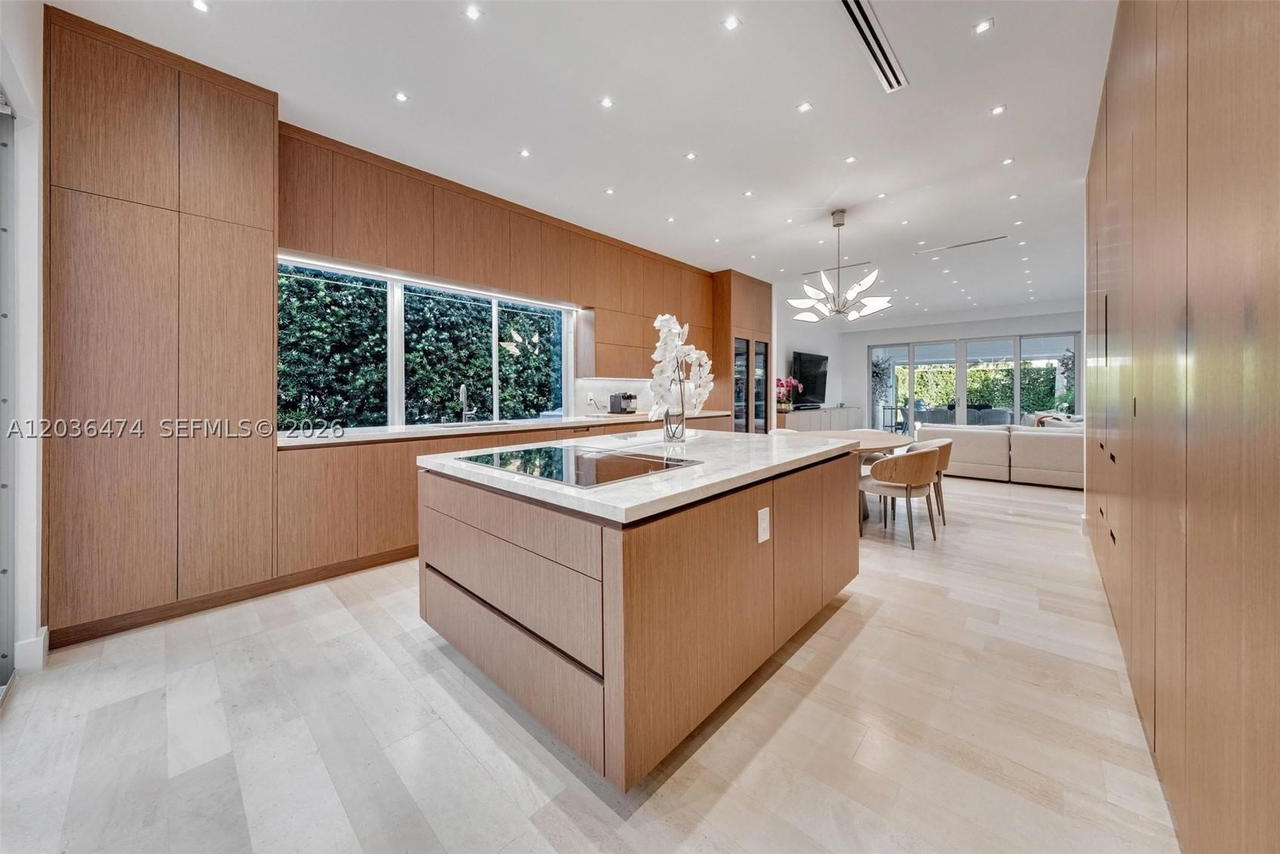 Real estate property located at 470 Shore Dr, Miami-dade, Normandy Golf Course, Miami Beach, FL