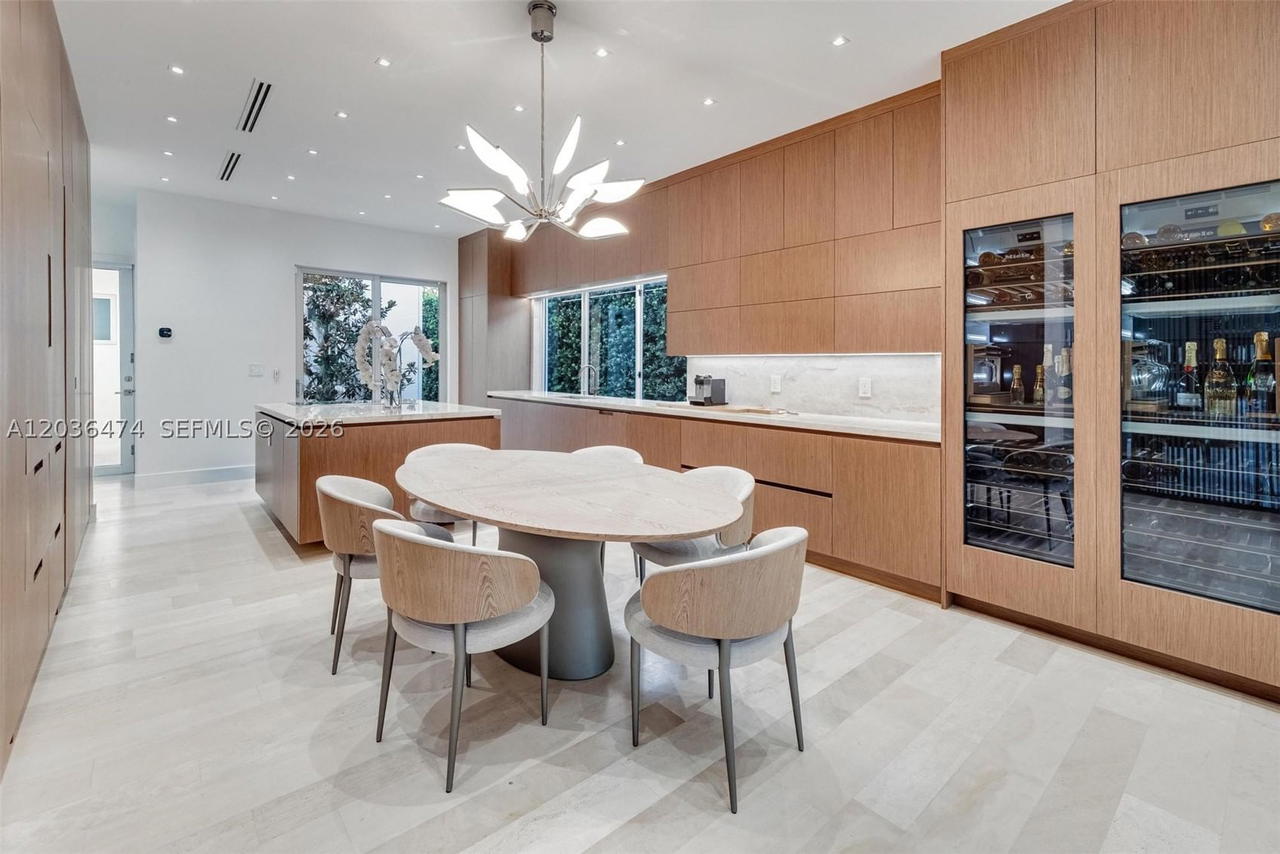 Real estate property located at 470 Shore Dr, Miami-dade, Normandy Golf Course, Miami Beach, FL