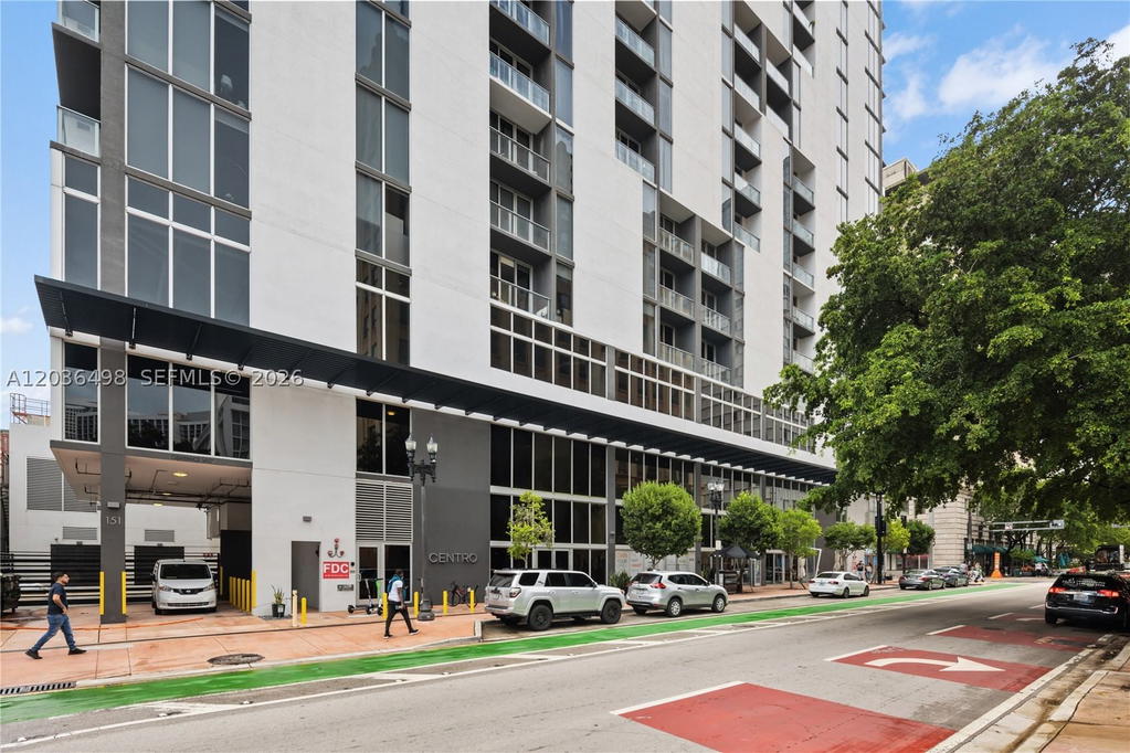 Real estate property located at 151 1st St #3202, Miami-dade, Centro Condo, Miami, FL