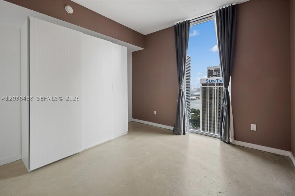 Real estate property located at 151 1st St #3202, Miami-dade, Centro Condo, Miami, FL