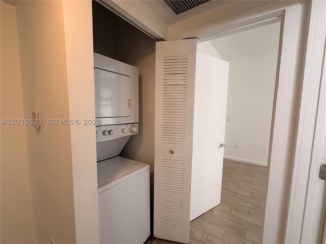 Real estate property located at 1611 Meridian Ave #202, Miami-dade, Emily Condo, Miami Beach, FL
