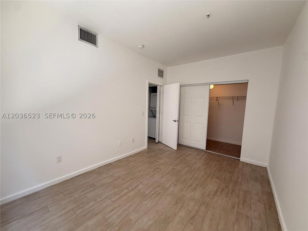 Real estate property located at 1611 Meridian Ave #202, Miami-dade, Emily Condo, Miami Beach, FL