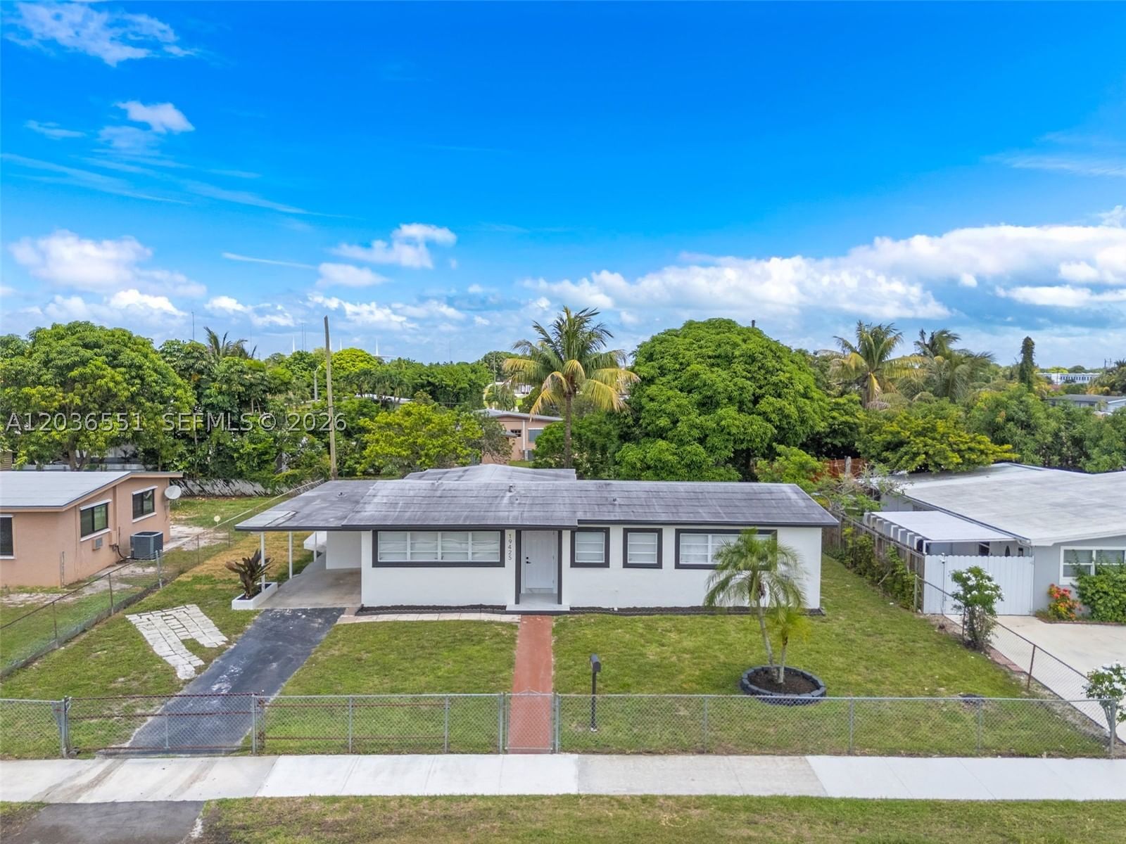 Real estate property located at 19425 39th Ave, Miami-dade, Carol City 2nd Addn, Miami Gardens, FL