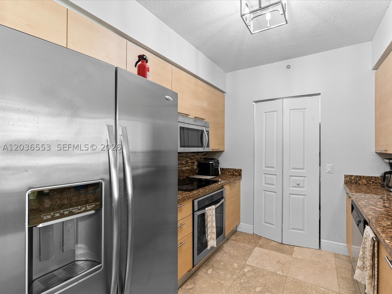 Real estate property located at 350 2nd St #980, Broward, 350 Las Olas Place Condo, Fort Lauderdale, FL