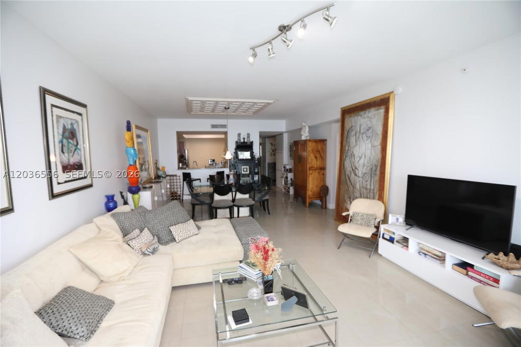 Real estate property located at 3330 190th St #1312, Miami-dade, Aventura Marina Condo Num, Aventura, FL