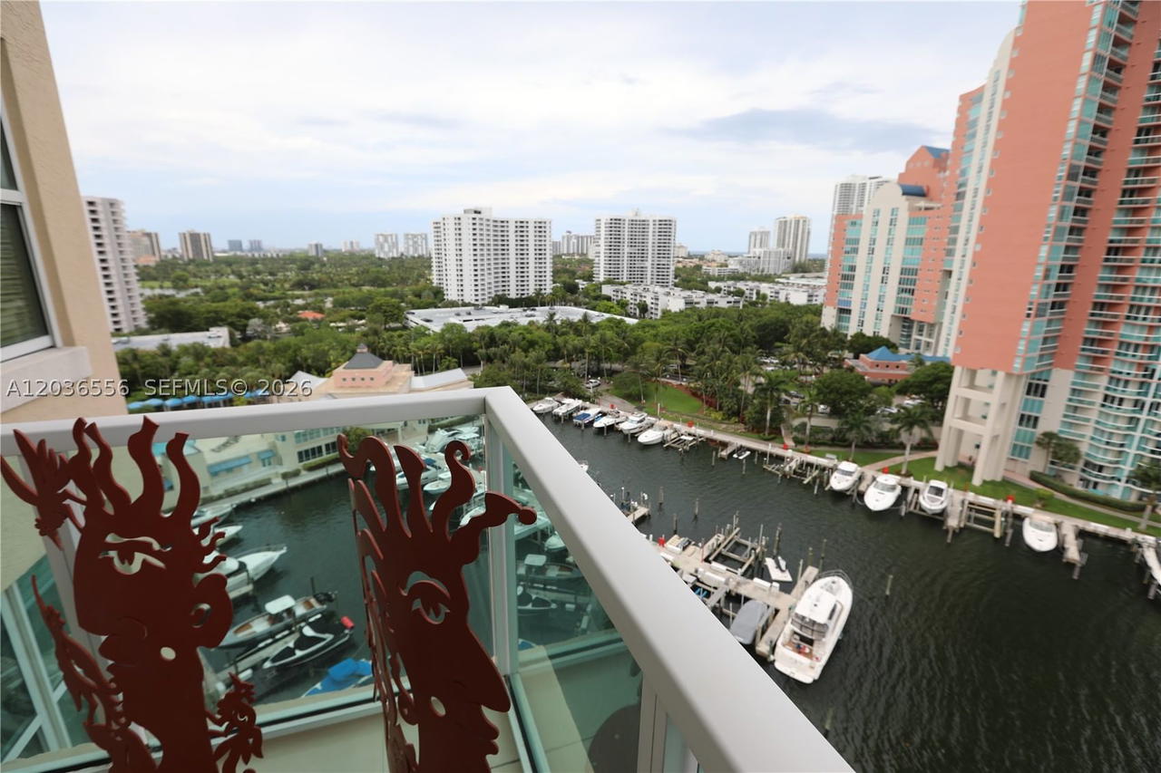Real estate property located at 3330 190th St #1312, Miami-dade, Aventura Marina Condo Num, Aventura, FL
