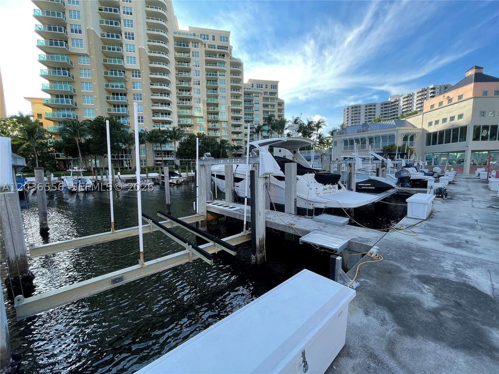 Real estate property located at 3330 190th St #1312, Miami-dade, Aventura Marina Condo Num, Aventura, FL