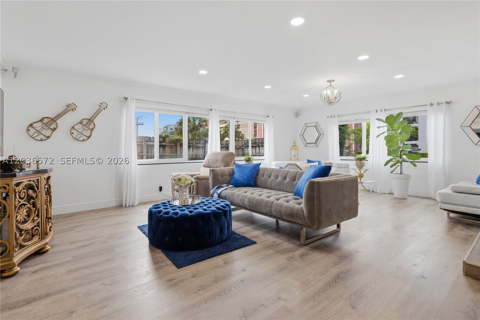 Real estate property located at 1040 Crystal Lake Dr #3, Broward, Chipper Condo, Deerfield Beach, FL