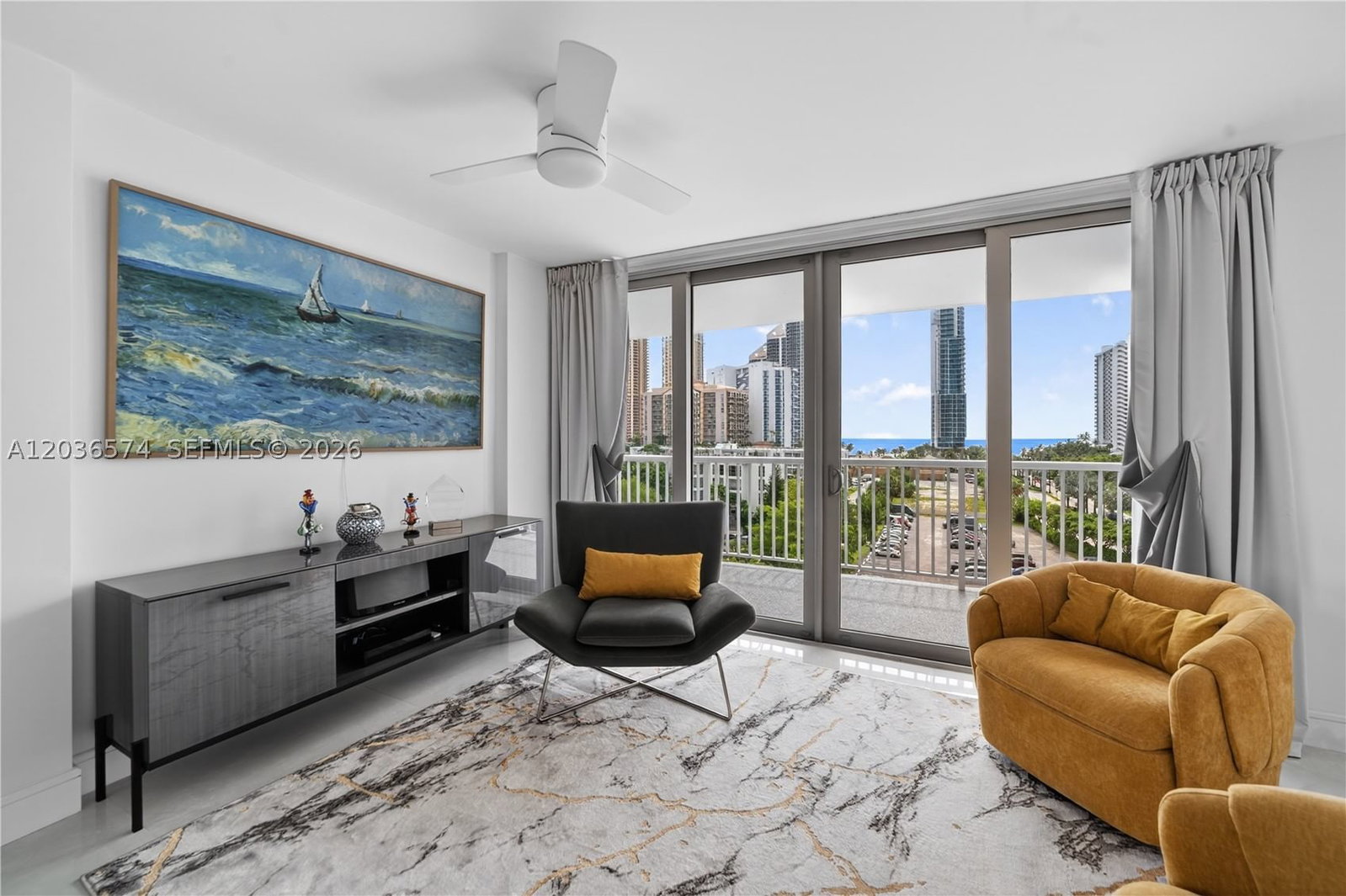 Real estate property located at 231 174th St #818, Miami-dade, Winston Towers 400 Condo, Sunny Isles Beach, FL
