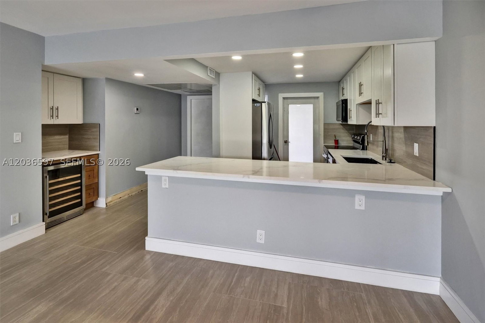 Real estate property located at 2940 Course Dr #311, Broward, No 39 Palm-aire Country C, Pompano Beach, FL