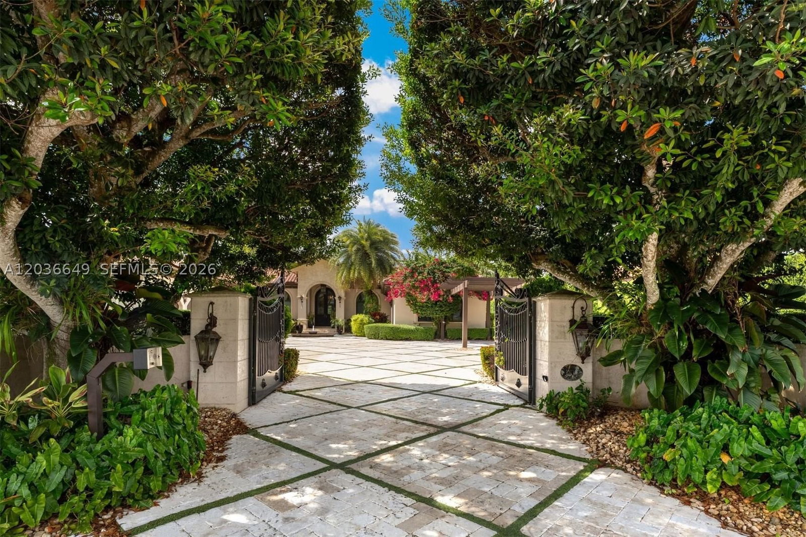 Real estate property located at 10270 62nd St, Miami-dade, Miller Grove, Miami, FL