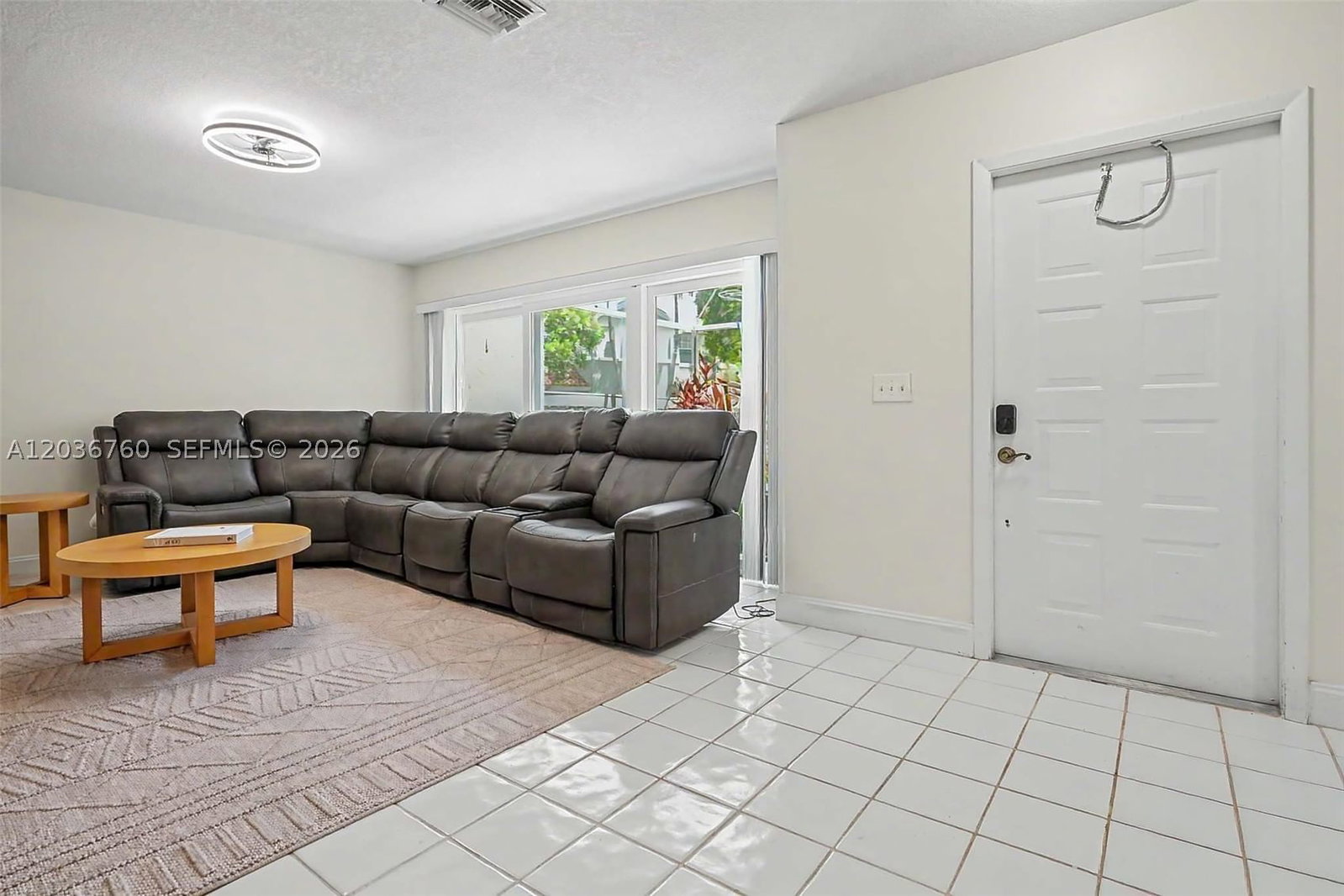 Real estate property located at 10994 Neptune Dr, Broward, Embassy Lakes, Cooper City, FL