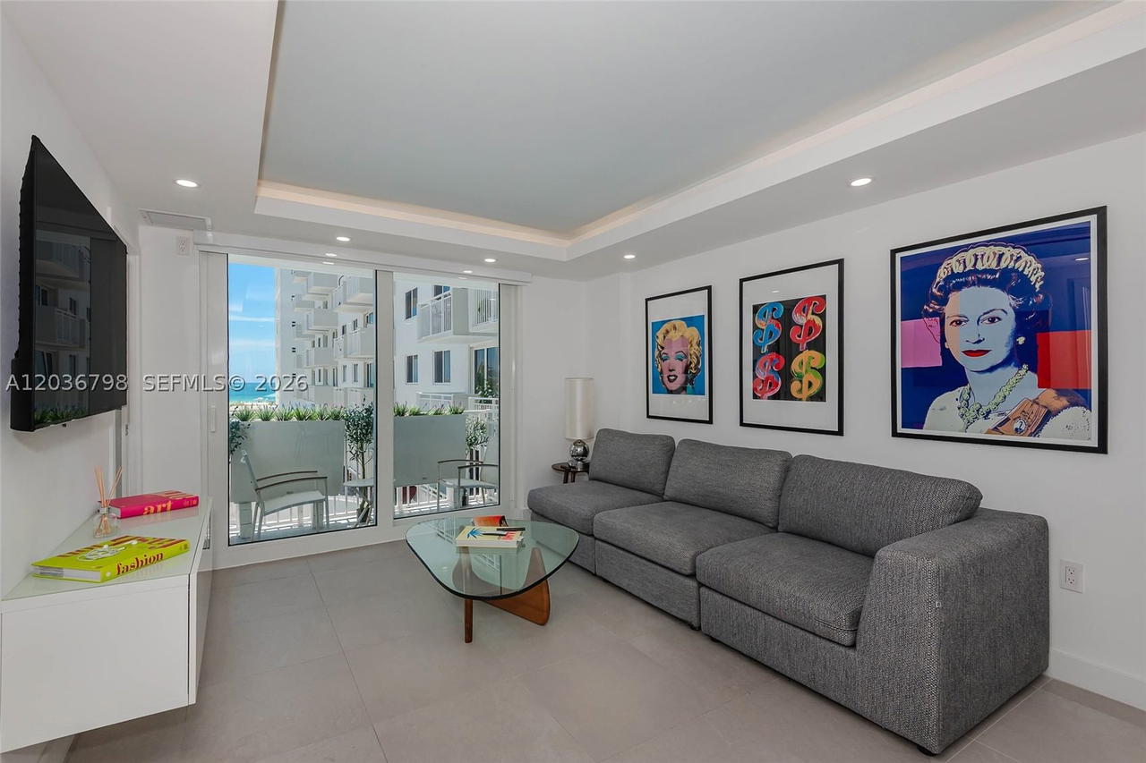 Real estate property located at 345 Ocean Dr #326, Miami-dade, Ocean Point Condo, Miami Beach, FL
