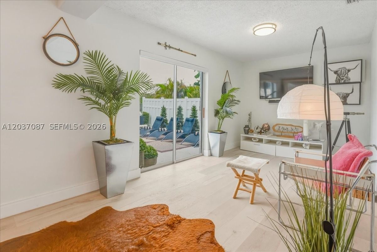 Real estate property located at 8580 20th Ct, Broward, Sunrise Golf Village Sec, Sunrise, FL