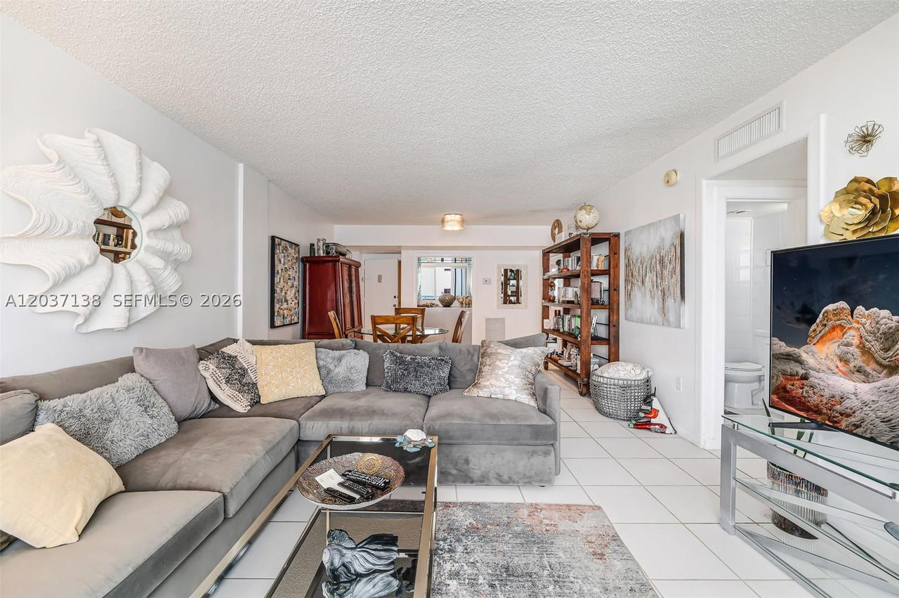 Real estate property located at 5001 Collins Ave #6E, Miami-dade, The Carriage Club South, Miami Beach, FL