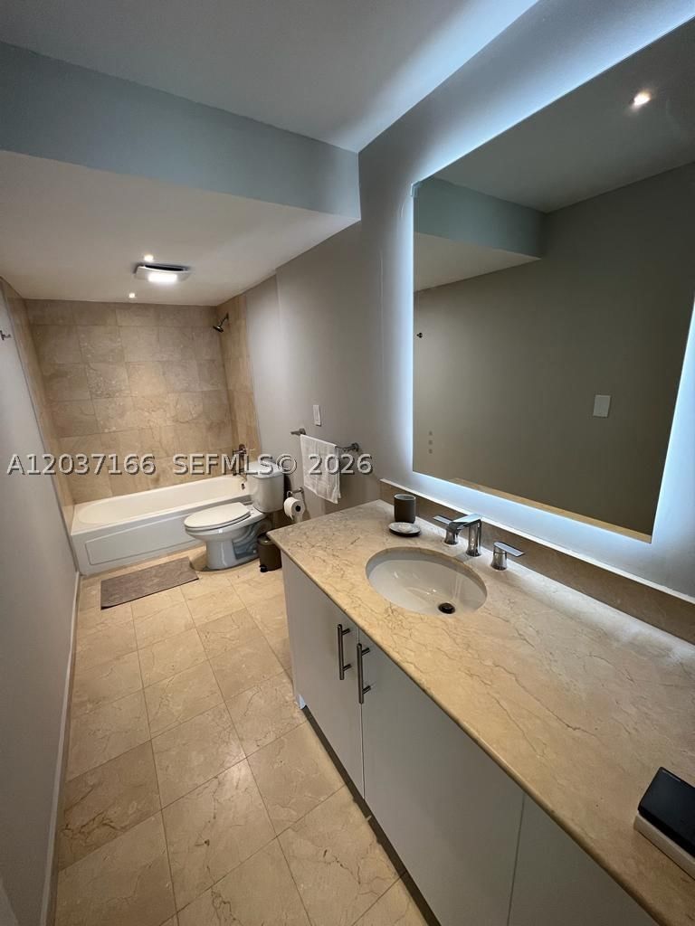 Real estate property located at 10275 Collins Ave #915, Miami-dade, Harbour House, Bal Harbour, FL