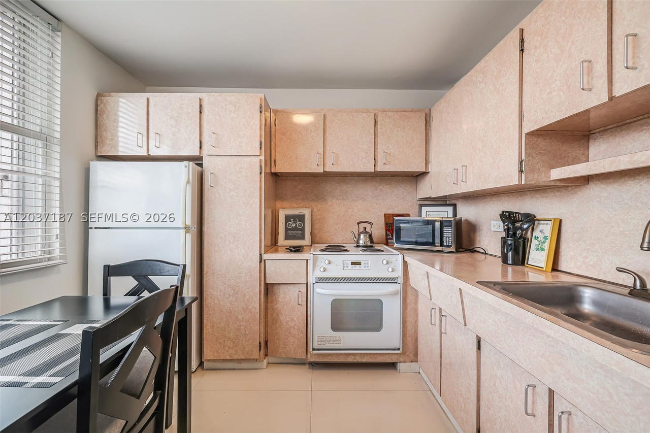 Real estate property located at 3 Island Ave #14A, Miami-dade, Belle Isle, Miami Beach, FL