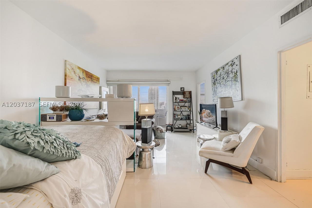 Real estate property located at 3 Island Ave #14A, Miami-dade, Belle Isle, Miami Beach, FL
