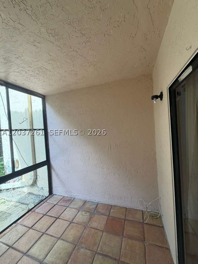 Real estate property located at 8837 48th St ., Broward, Springtree Lakes, Sunrise, FL