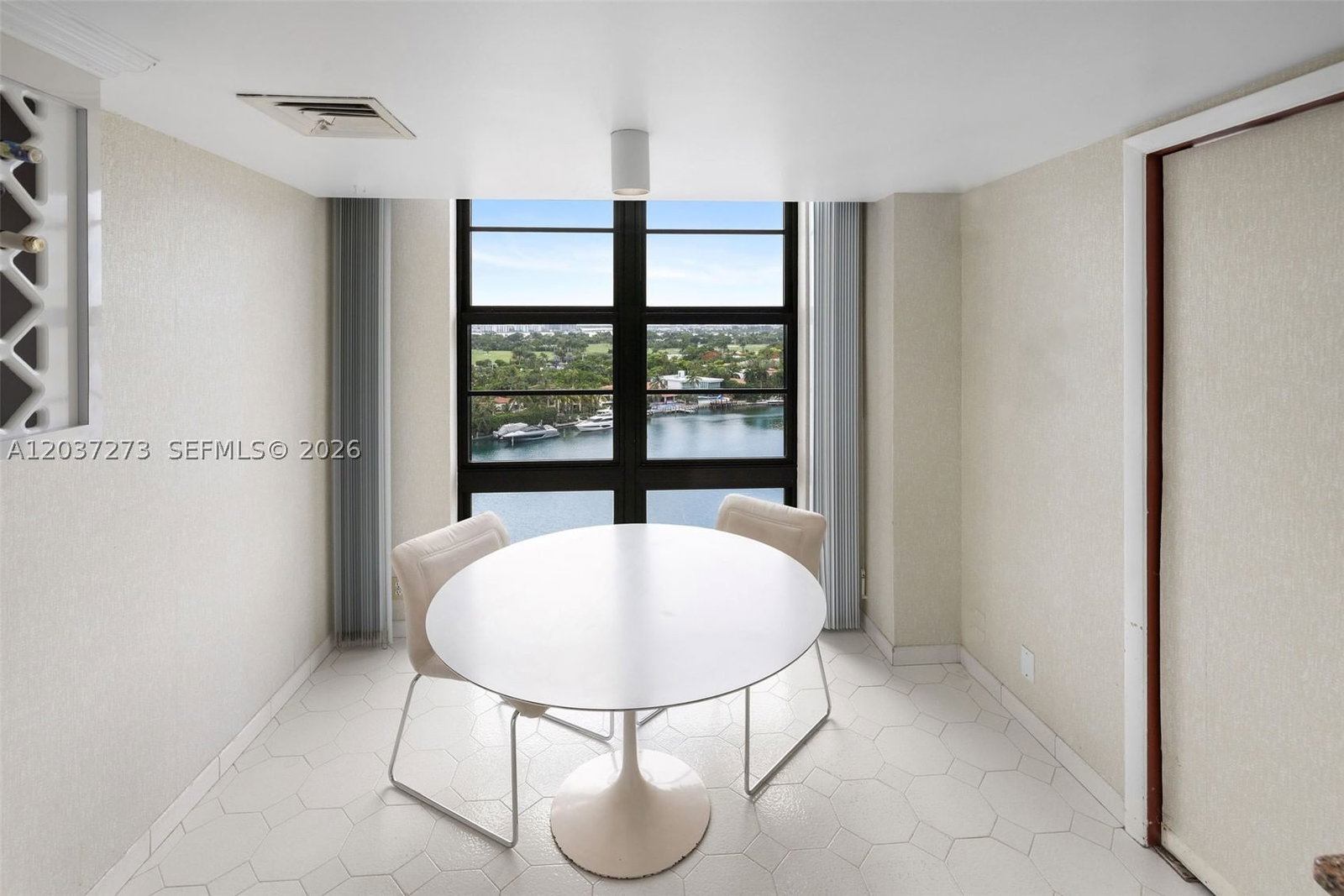 Real estate property located at 5500 Collins Ave #1401, Miami-dade, Towerhouse Condo, Miami Beach, FL
