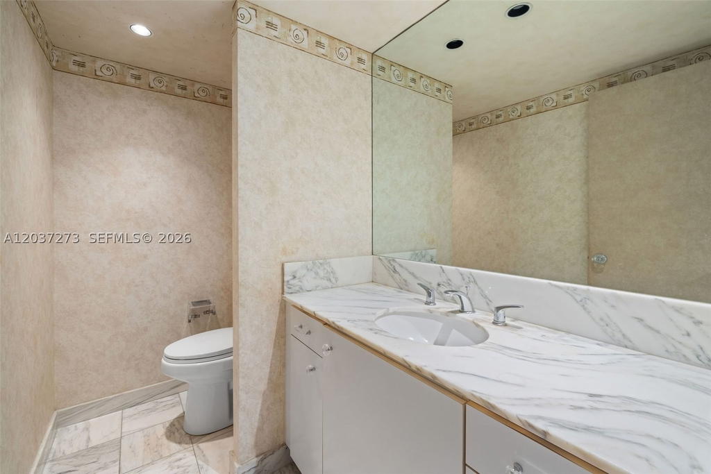 Real estate property located at 5500 Collins Ave #1401, Miami-dade, Towerhouse Condo, Miami Beach, FL