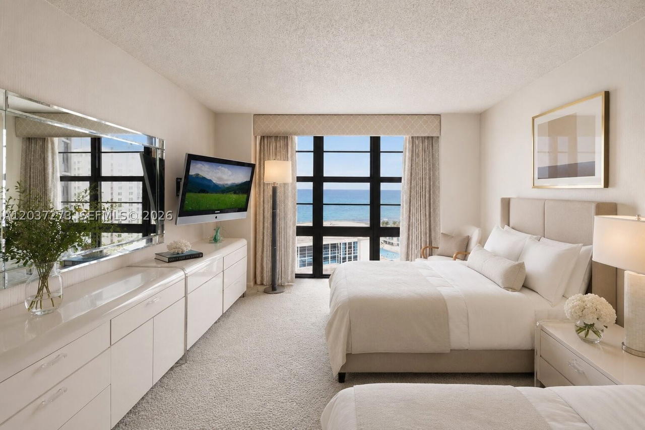 Real estate property located at 5500 Collins Ave #1401, Miami-dade, Towerhouse Condo, Miami Beach, FL